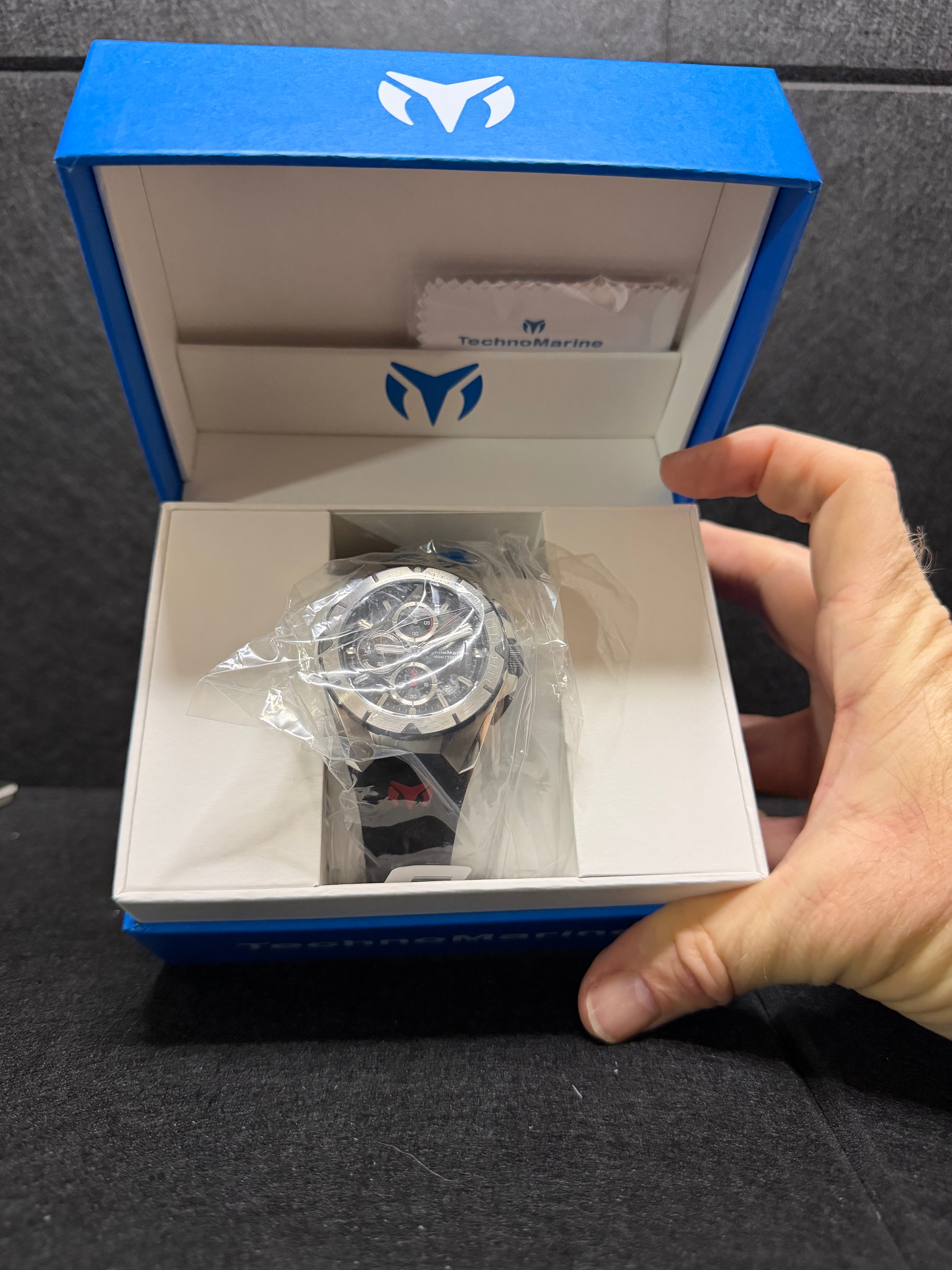 TechnoMarine Victory Men's Watch (Mod: TM-318086)